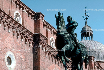 Victor Emanuel II, Bronze Equestrian Statue, Castello District of Venice