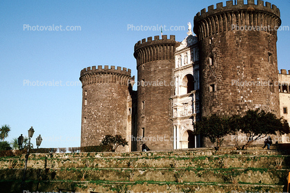 Castello Nuovo, castle Nuovo, (New castle), landmark, Turret, Tower