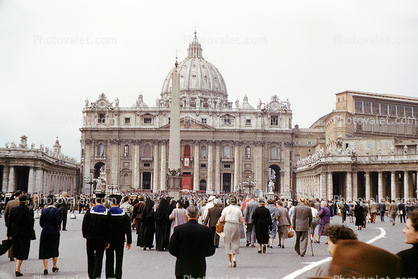 Saint Peter's Basilica, San Pietro in Vaticano, The Obelisk, Saint Peter's Square