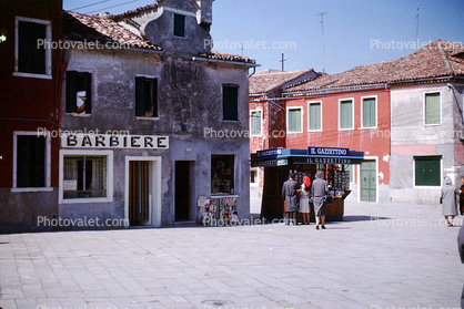 Barbier, buildings, shops, people, Venice