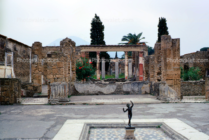 Ruins, Buildings, Water Fountain, aquatics, columns