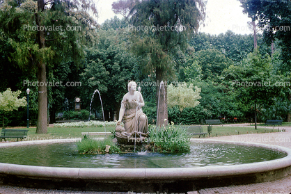 Borghese Garden, Water Fountain, aquatics, Statue, May 1966