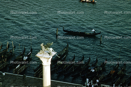 Venice, gondola, boat, Waterway, Canal