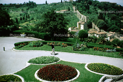 Gardens, Florence, Walls