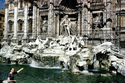 Trevi Fountain, scaffolding, Fontana di Trevi, Palazzo Poli, Palace