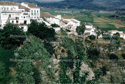 Hilltop Village, cliffs, Ronda