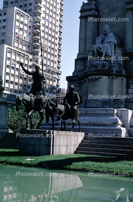 Water Fountain, statuary, Sculpture, art, equestrian statue, Plaza de Espana