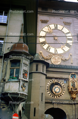 Zytglogge, Astronomical Clock, Atrological, Tower, Bern, Switzerland, roman numerals