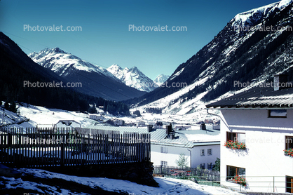 Village, Road, Mountains, buildings, Constantine, Switzerland