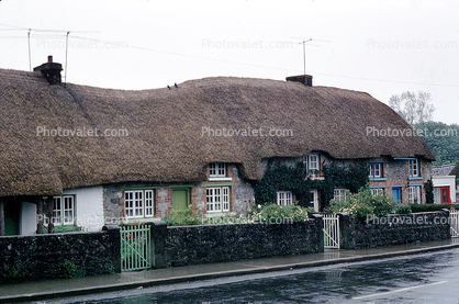 Thatched Roof House, Houses, wall, gate, street, buildings, Sod