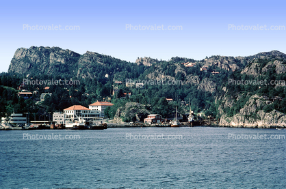 Fjord, Buildings, Docks, Waterfront, Harbor, Mountain, Geiranger, municipality of Stranda