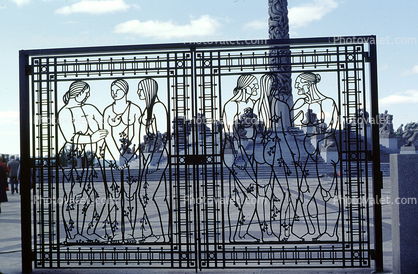 Vigeland Gates Women, Wrought Iron, The Monolith Statue, Vigeland Sculpture Park, Frogner Park, Oslo