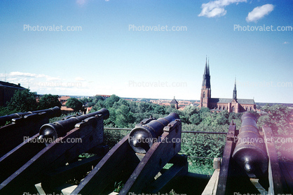 Uppsala Domkyrka, Cathedral, Church, Steeple, Building, Cannons, Fortress