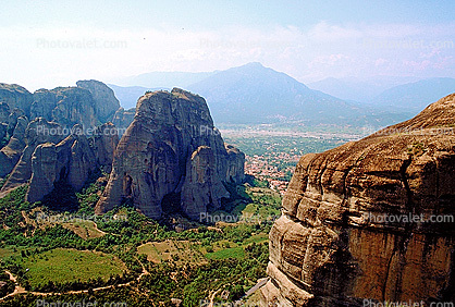 Meteora, Plain of Thessaly, Eastern Orthodox Monasteries, Cliff-hanging Architecture