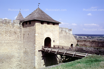 Khotyn Fortress, Castle, Bridge, Moat, Chernivtsi Oblast, western Ukraine, 11 September 1992