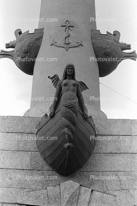 Female Angel with Wings, Anchor, Ships Bow, Rostral Column, Strelka (spit) of Vasilyevsky Island, Doric column