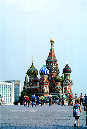 Saint Basil Orthodox Church, Building
