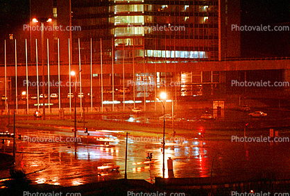 Building at Night in the Rain, cars