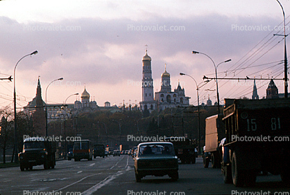 Ivan the Great Bell Tower, Russian Orthodox Church, buildings, car