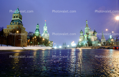 Red-Square, Kremlin Walls, rain, cold, winter, 