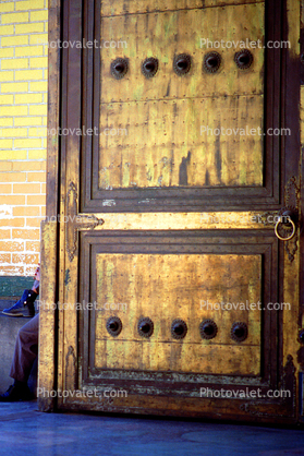 door, The Idkah Mosque, Kashgar, building