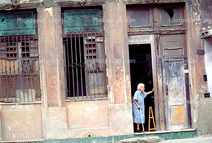 Woman, Cane, Doors, Windows, Doorway, entrance, Old Havana, Buildings, Sidewalk