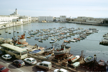 Docks, Fishing Boats, Bus, Seaside, City, Traffic Jam, buildings, harbor