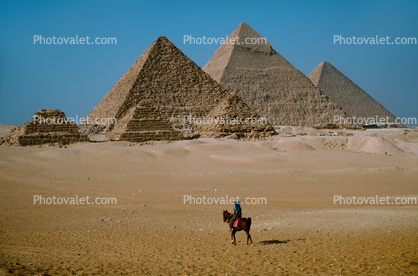 Pyramid, Giza