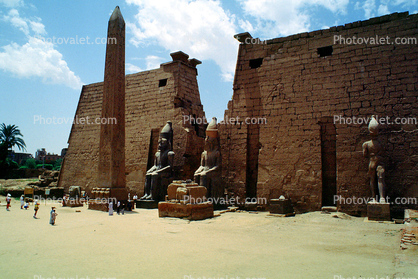 Luxor Temple, Obelisk, Statues