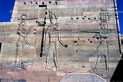 Temple of Isis at Philae, Karnak, bar-Relief, figures