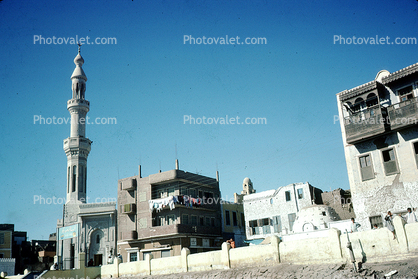 Minaret, Buildings