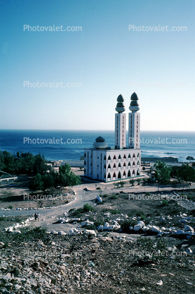 Mosque de la Divinite, Minaret, Atlantic Ocean, Dakar