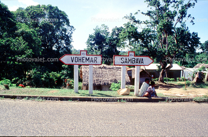 Vohemar, Sambava, signs