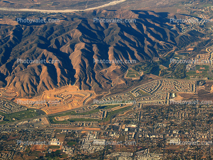 San Bernardino County, urban sprawl