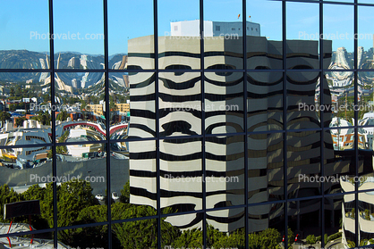 glass reflection, building, 27 December 2010
