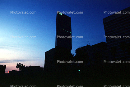 1100 Wilshire Residential Tower, skyscraper building, highrise, Twilight, Dusk, Dawn, sunset
