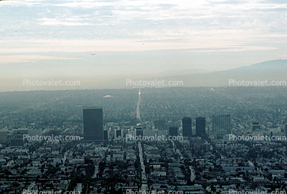 Wilshire Blvd, Los Angeles skyline, smog, haze, air pollution