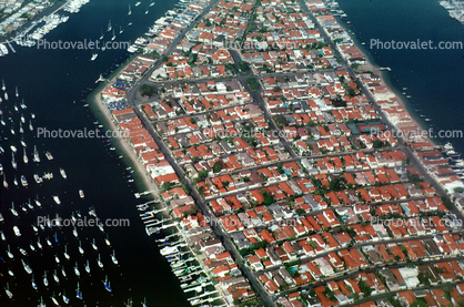 Balboa Island, Harbor, Docks, Boats, rooftops, homes, houses, buildings, Balboa Island, Beach, Sand, Ocean