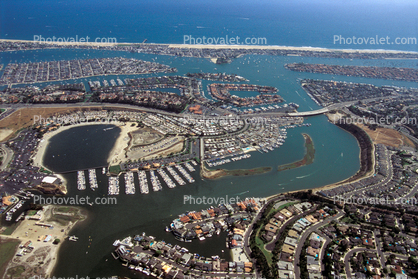 Harbor, Docks, Boats, rooftops, urban texture, Pacific Ocean, islands, Water
