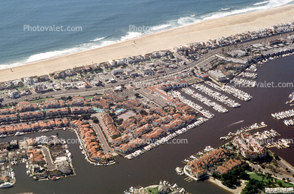 Sunset Beach, Huntington Harbor, Homes, Houses, docks, boats, landmark, PCH