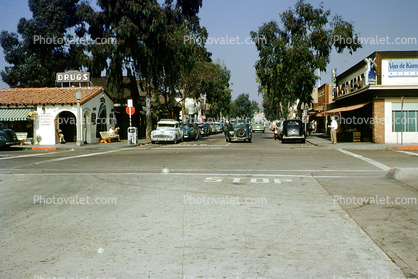 Marine Avenue looking East, Cars, automobile, vehicles, 1949, 1940s , 1950s