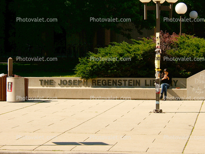 The Joseph Regenstein Library, University of Chicago