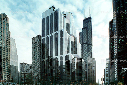 One South Wacker, Office Building, skyscraper, highrise, Buildings, cityscape, looking-up