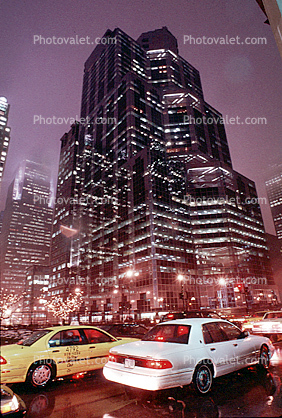One South Wacker, Office Building, skyscraper, highrise, taxi cab, cars