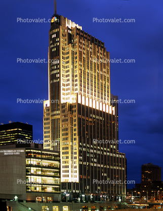 NBC Tower, Cityfront Center, skyscraper, building, highrise, Chicago River, Twilight, Dusk, Dawn