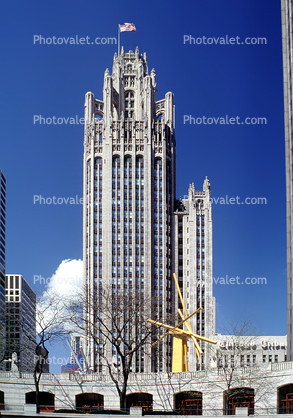 Chicago Tribune Tower, Office Tower, highrise, building, neo-gothic, landmark