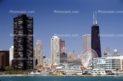 Navy Pier, Lake Point Tower, skyscraper, high-rise residential building