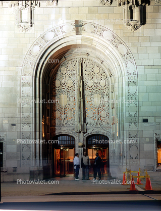 Doors, entryway, entrance, Chicago Tribune Tower, Office Tower, highrise, building, neo-gothic, landmark