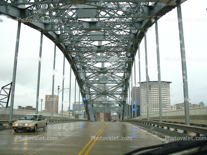 Detroit?Superior Bridge, Veterans Memorial Bridge, Cuyahoga River, Through arch bridge