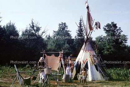 Hide Tanning, family, Teepee